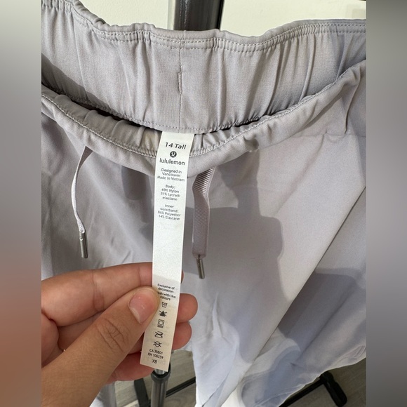 Lululemon On The Fly Pant *Tall (33.5” inseam), Size 14, 4-Way Stretch Luxstreme - Picture 4 of 5